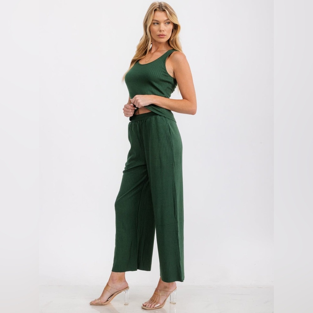SALE! 028.  SLEEVELESS TANK TOP & ELASTIC WAIST PANTS RIBBED 2PC SET-NWT